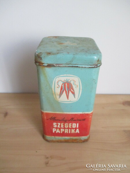 Szeged paprika metal box