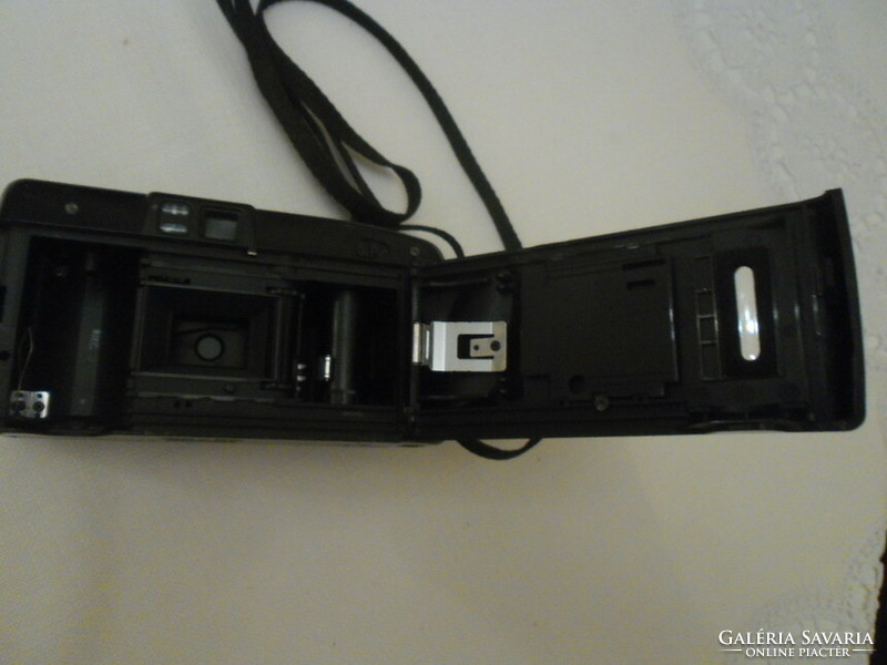 2 old cameras / olympus trio junior and premier 35 mini