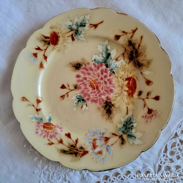 Gyönyörű kézzel festett antik fajansz Zsolnay tányér