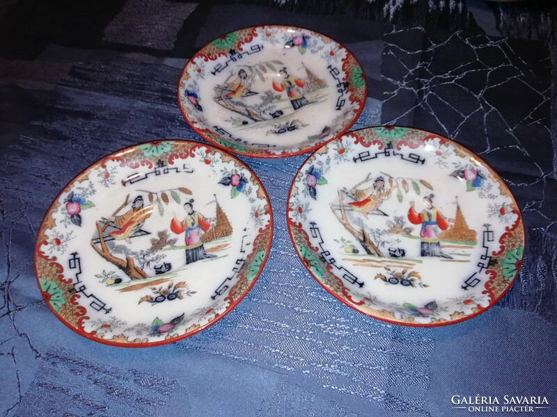 Antique villeroy & boch timor small plates
