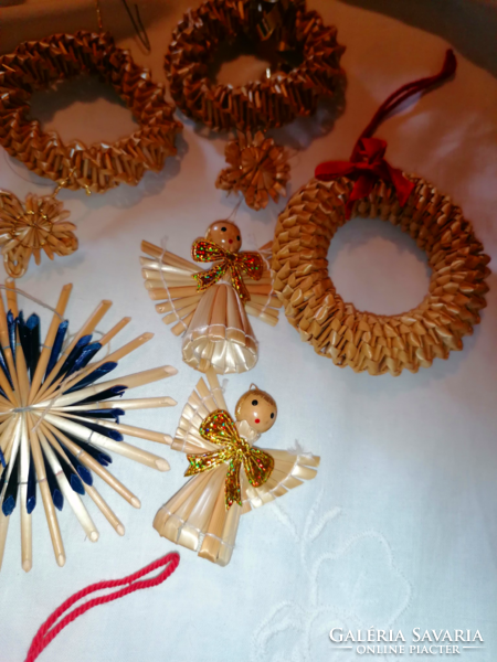 Old Christmas tree decorations 21.