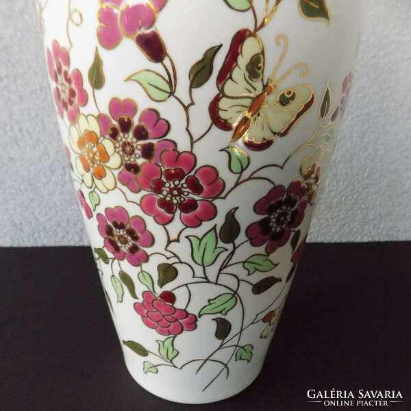 Large butterfly vase by Zsolnay, 34 cm