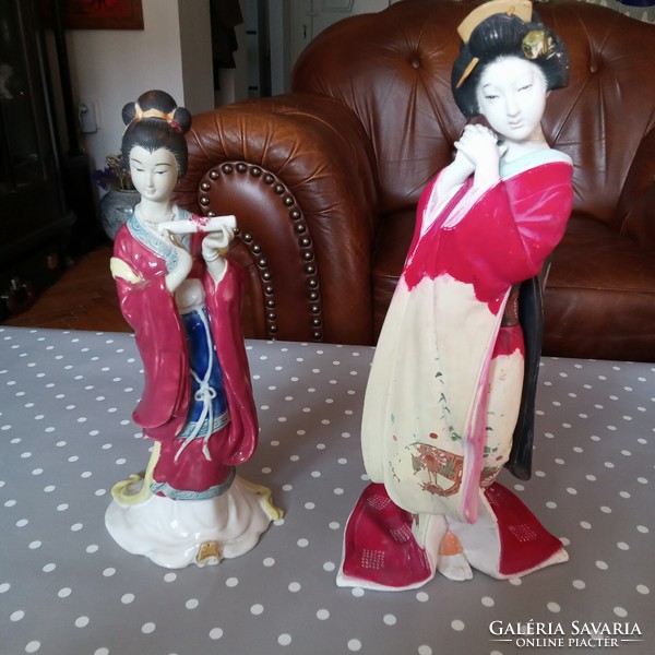 Ceramic geishas in pairs!