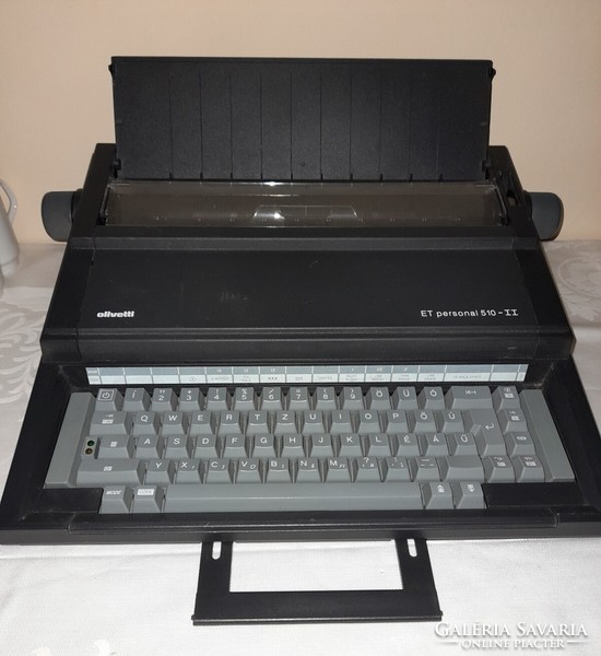 Olivetti electric typewriter
