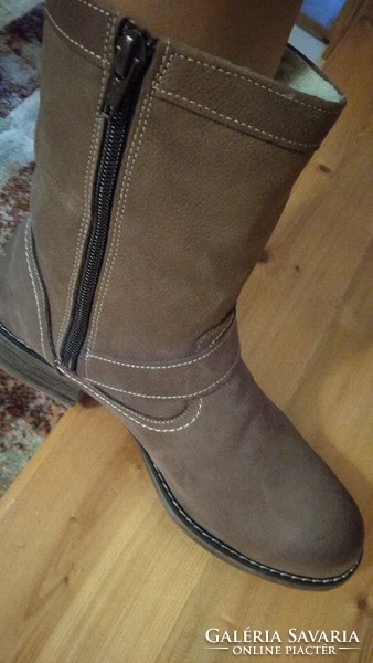 Women's genuine leather boots size 39