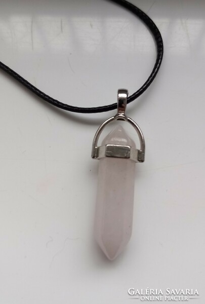 Natural rose quartz pendant necklace.