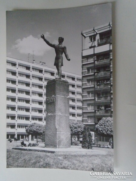 D199564 Képeslap - Debrecen Petőfi szobor  1981