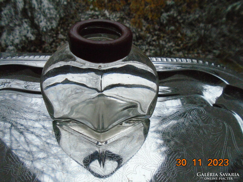 Art deco rhombus salt shaker