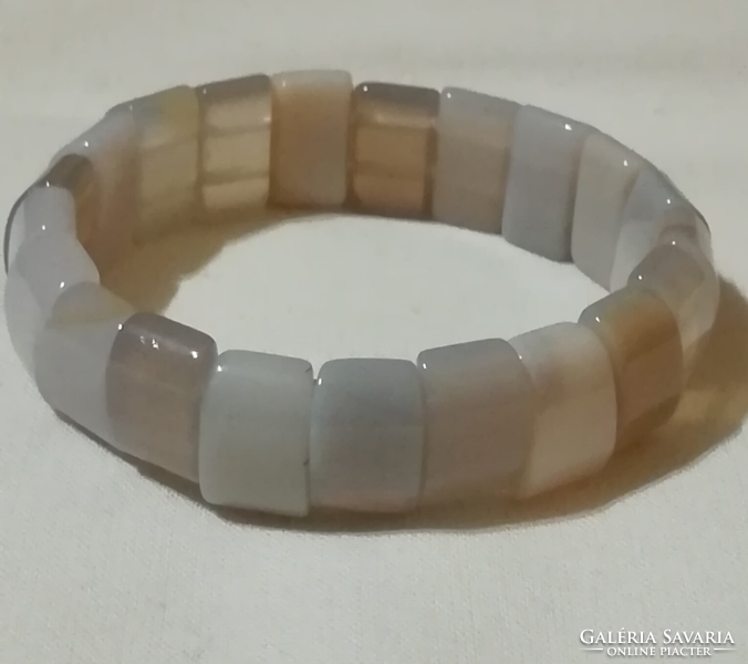 Agate mineral bracelet.