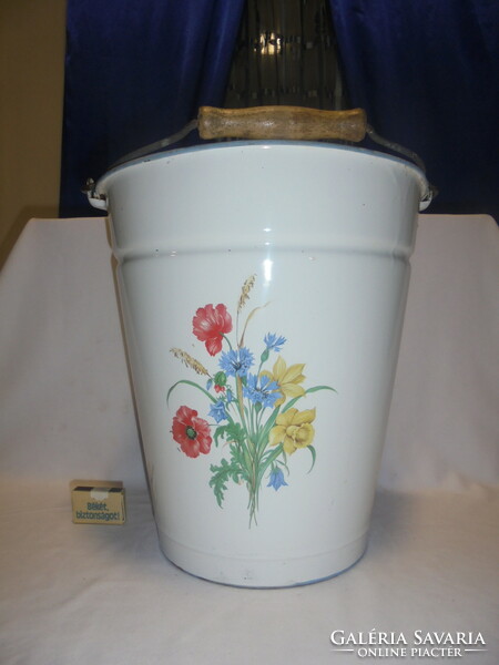 Old poppies, field flower enamel bucket 