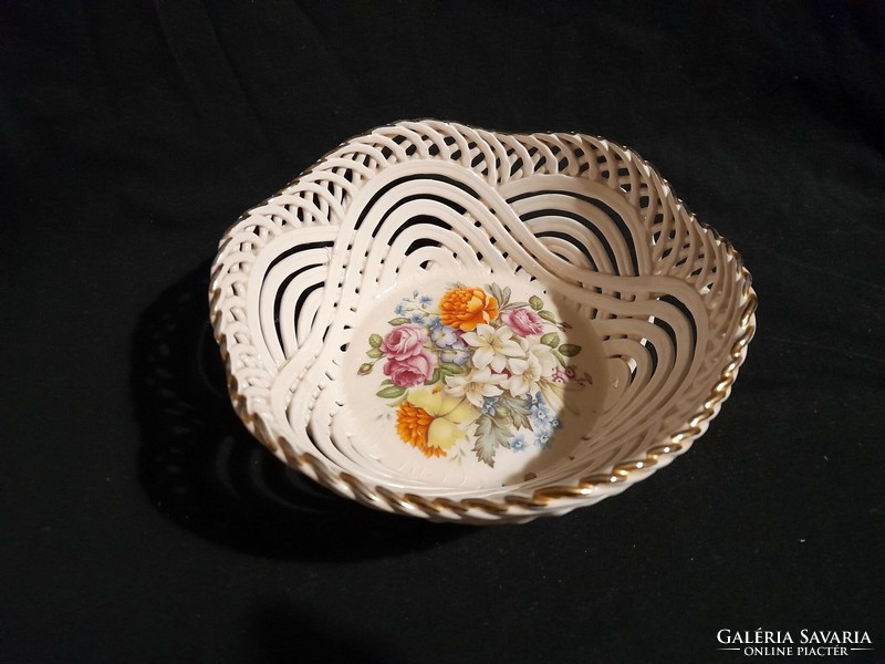 Flower pattern openwork ceramic/porcelain basket