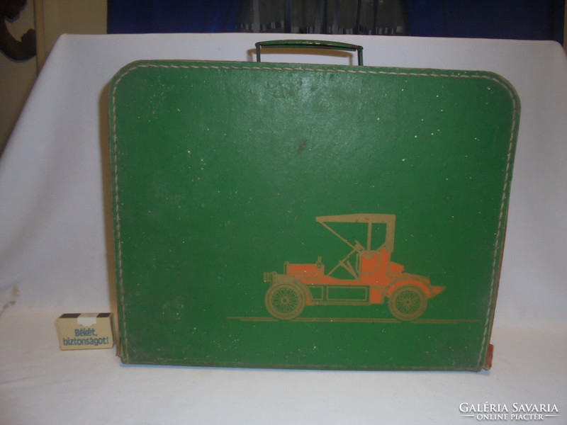 Retro children's suitcase with old timer car decor