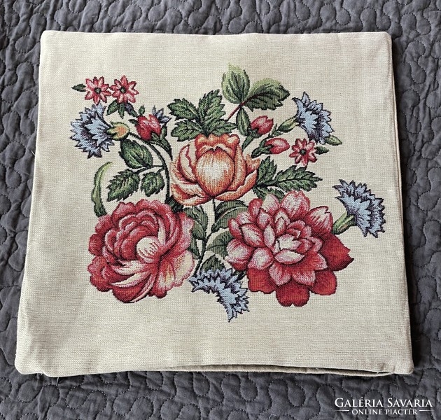 Very nice machine tapestry decorative cushion cover with flowers