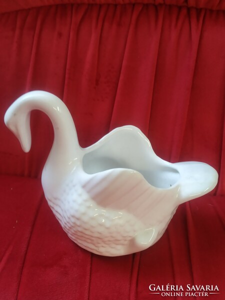 Porcelain swan-shaped casket, ornamental object, figurative statue 2 pieces for sale!