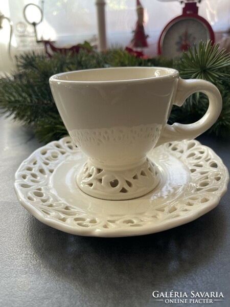 A wonderful, romantic cream with a lace base with a white coffee, long coffee cup bottom