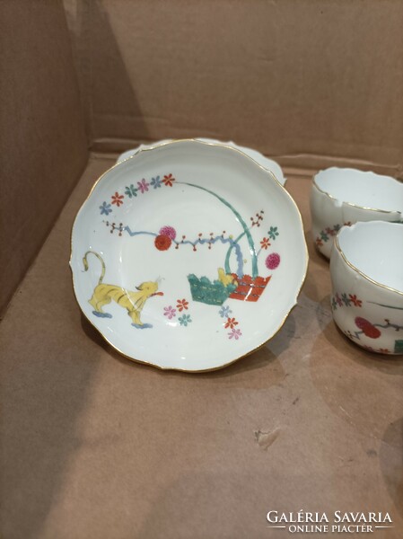 XIX. Early 19th century Meissen coffee cups with 6 small plates.