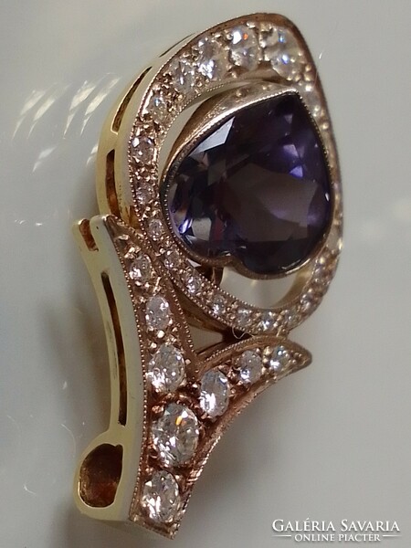 28pcs diamond+2 carat tanzanite gemstone heart, pendant, white gold chain!