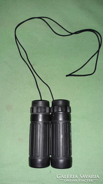 Quality tasco 8x21 compact binoculars as shown in the pictures