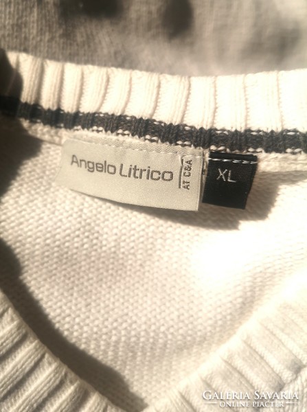 Angelo litrico L size 100% organic cotton, white knitted sweater