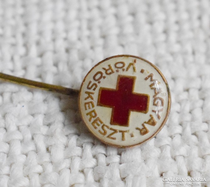 Jelvény , kitűző , Magyar Vöröskereszt 1,2 cm + tű