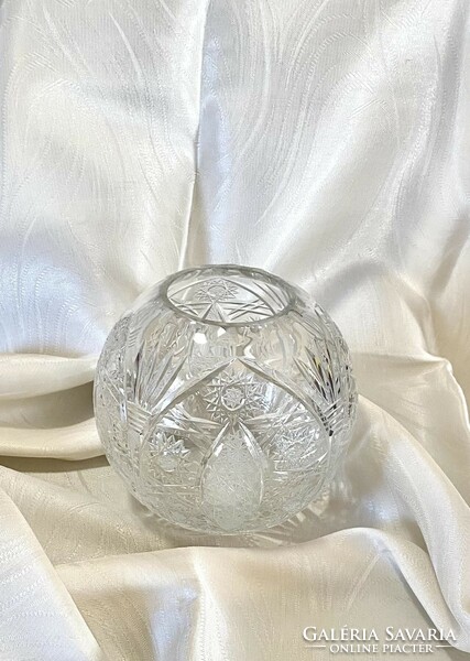 Luxurious looking, beautifully polished retro glass spherical vase, decorative vase