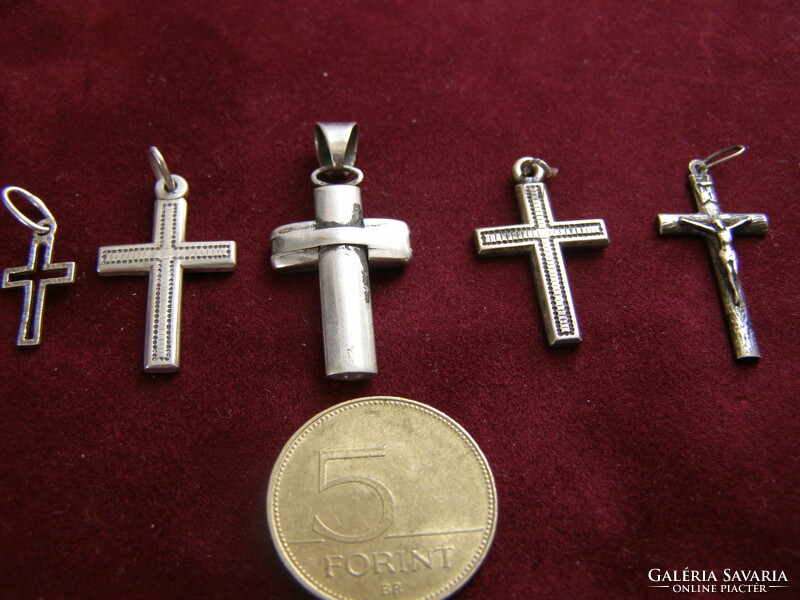 5 silver cross pendants