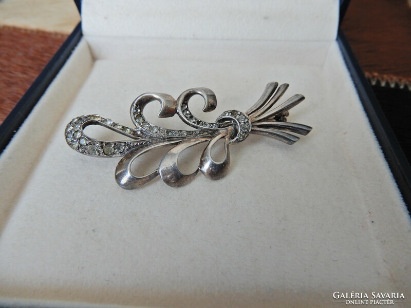 Antique English silver brooch with rhinestones
