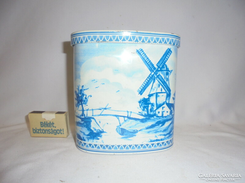 Dutch biscuit box, plate, tin box - windmill