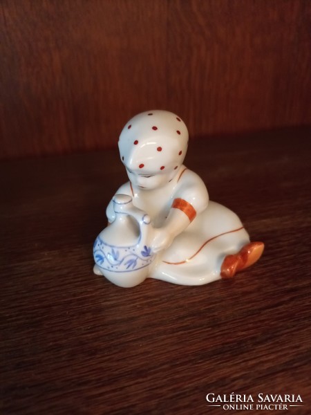 Zsolnay ceramic little girl