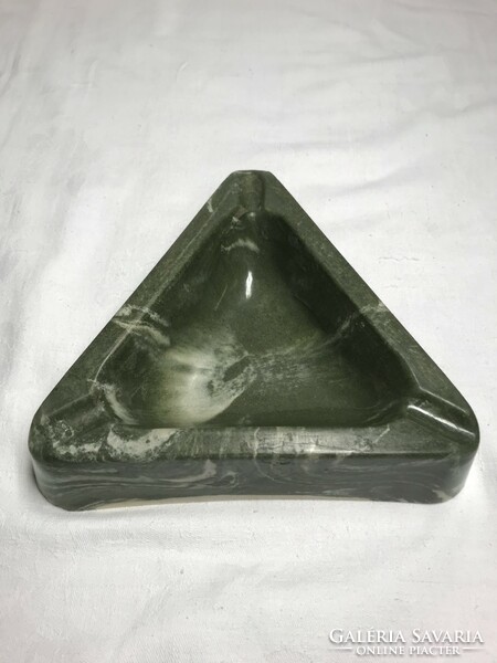 Special retro triangular ashtray