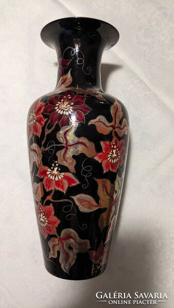 Zsolnay's multi-fired eosin vase is hand-painted