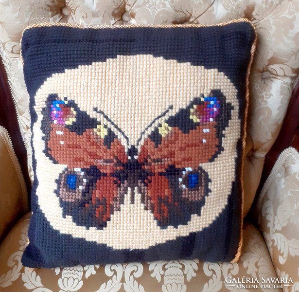 Butterfly tapestry decorative pillow with filling.