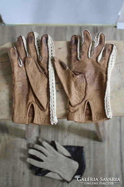 Vintage women's leather gloves size s - in good condition