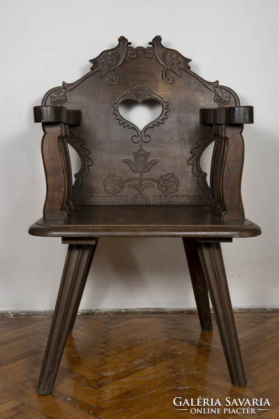 Carved wooden pigeon chair - with heart-shaped recess