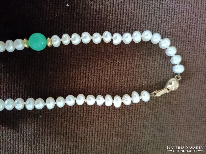 Real pearl necklace with 14k gold clasp, chrysoprase