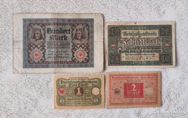 1920 stamp row: 1, 2, 10, 100 (vf-f) - German Weimar Republic | 4 banknotes