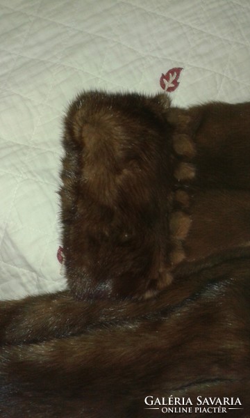 Mink coat, size 40, beautiful, barely used, for sale in good condition
