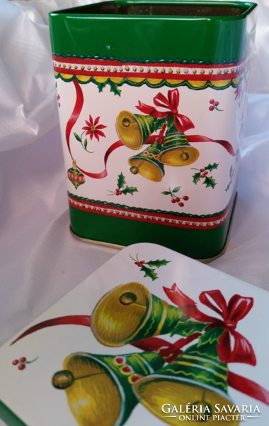 Karácsonyi fém teás/sütis dobozka, karácsonyi dekoráció  7 x 7 x 10 cm