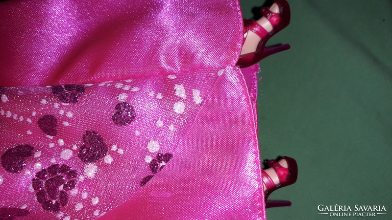 Gyönyörű EREDETI MATTEL 2015 - BARBIE - fashion játék baba a képek szerint BK28