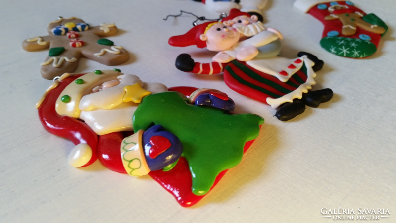 Régi karácsonyfadíszek,  karácsonyi dekoráció, függeszthető műanyag figurák