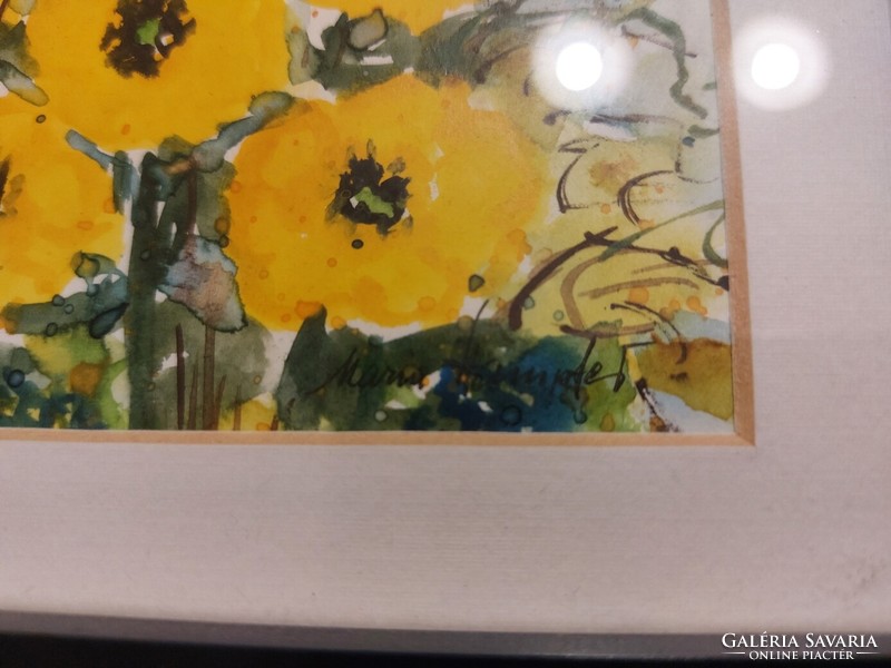 (K) small flower still life painting 21x16 cm with frame. With Marist signature, writing on the back.