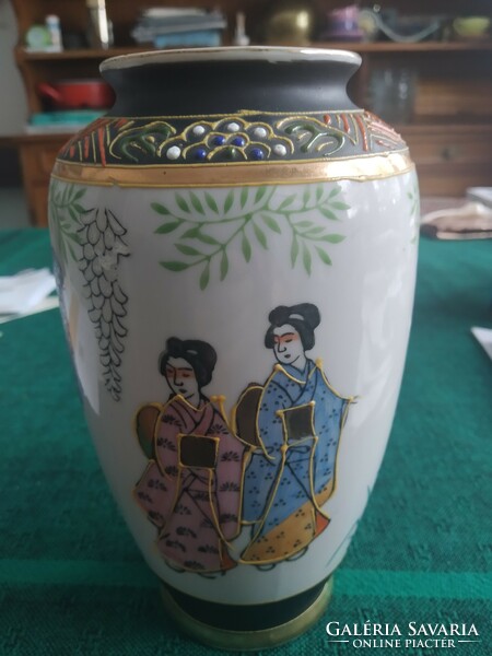 Japanese satsuma vase 18 cm for sale