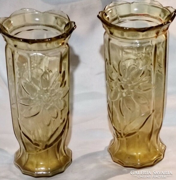 Retro old thick miracle beautiful carved glass vase 2 pieces together for collectors