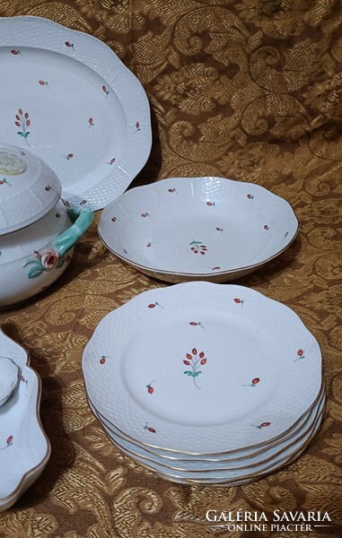 Herend Hecsedli patterned tableware