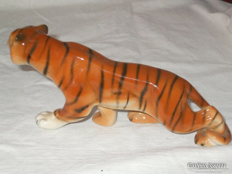 Royal dux tiger
