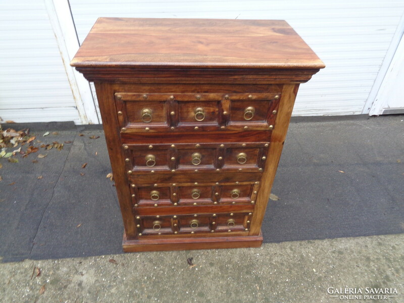 Indian dresser with four drawers