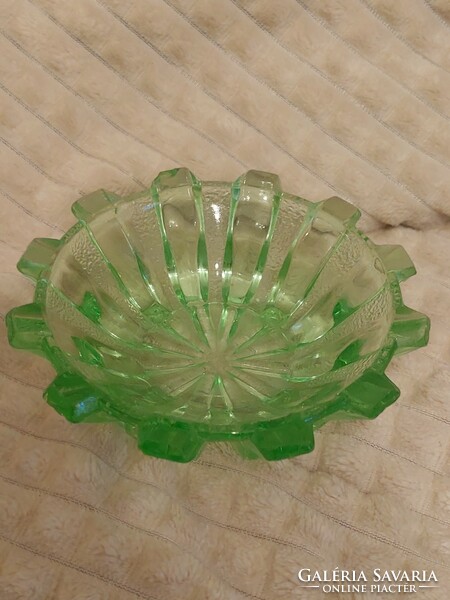 Art deco stotzle uranium glass bowl from the 30s.
