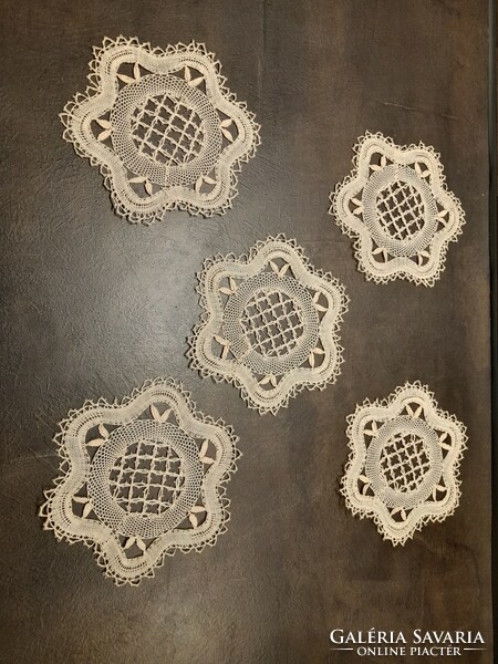 Old lace tablecloths 5 pcs in one