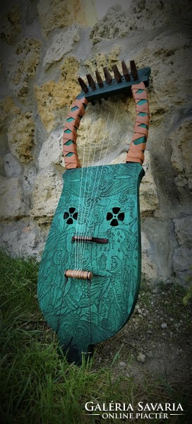 Viking (kravik) líra hangszer