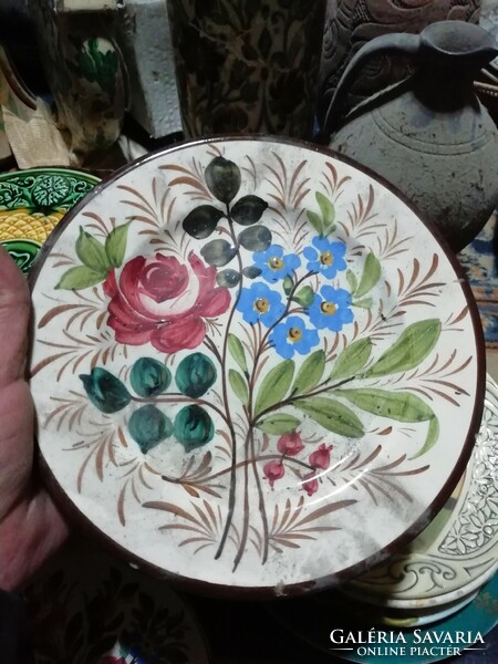 16 cm from a folk plate collection, it is in the condition shown in the pictures